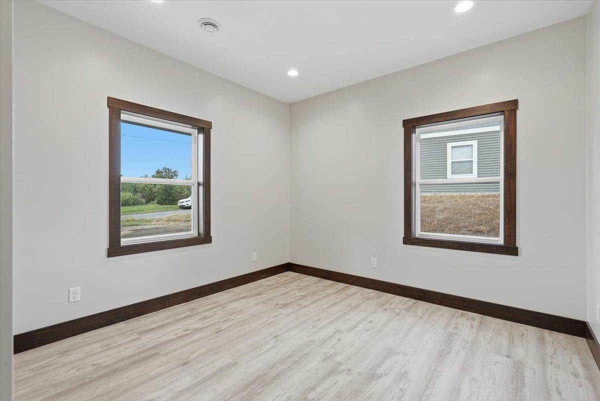211 Sixth Avenue Property Photo 16