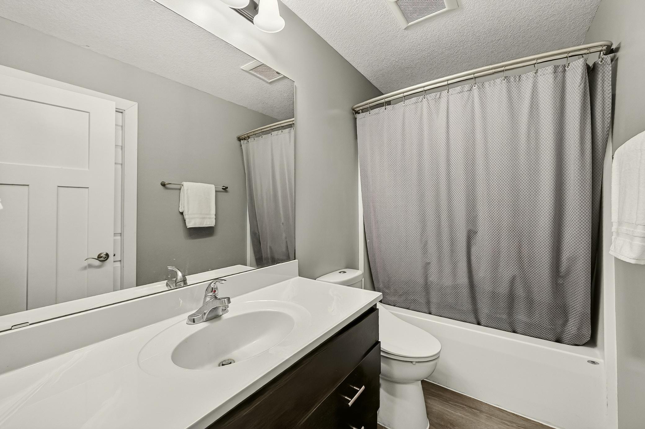 3908 Orchardview Lane Nw Property Photo 9