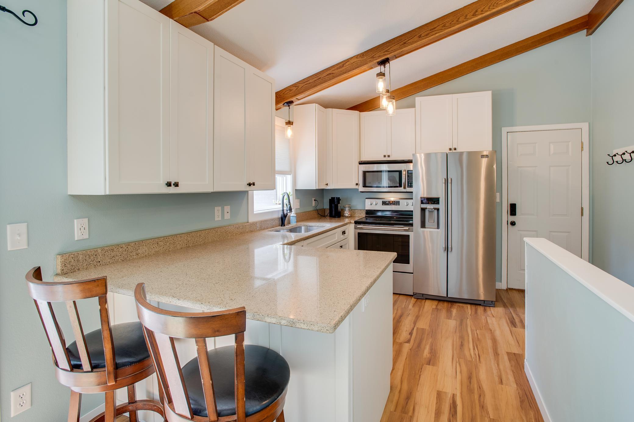 429 Brook Avenue Property Photo 14