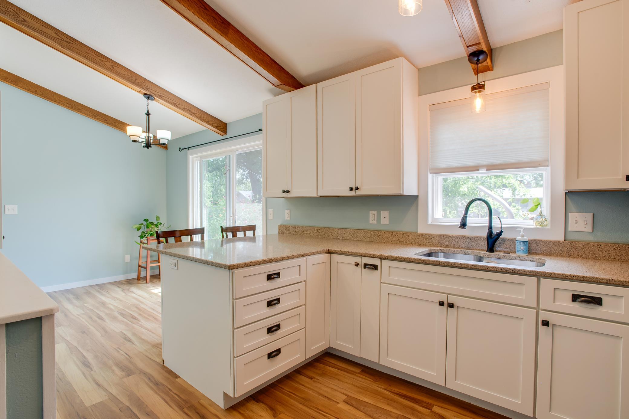 429 Brook Avenue Property Photo 16