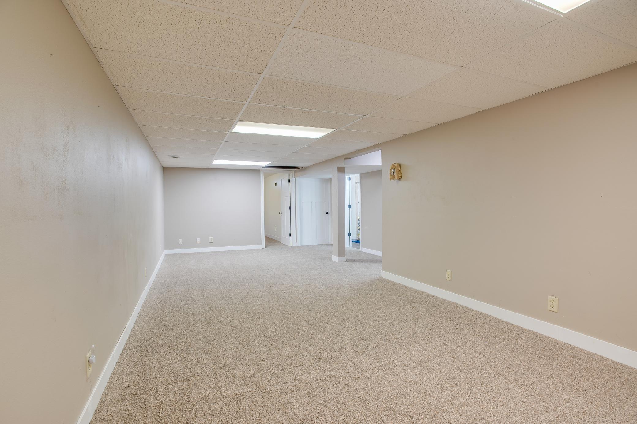429 Brook Avenue Property Photo 29