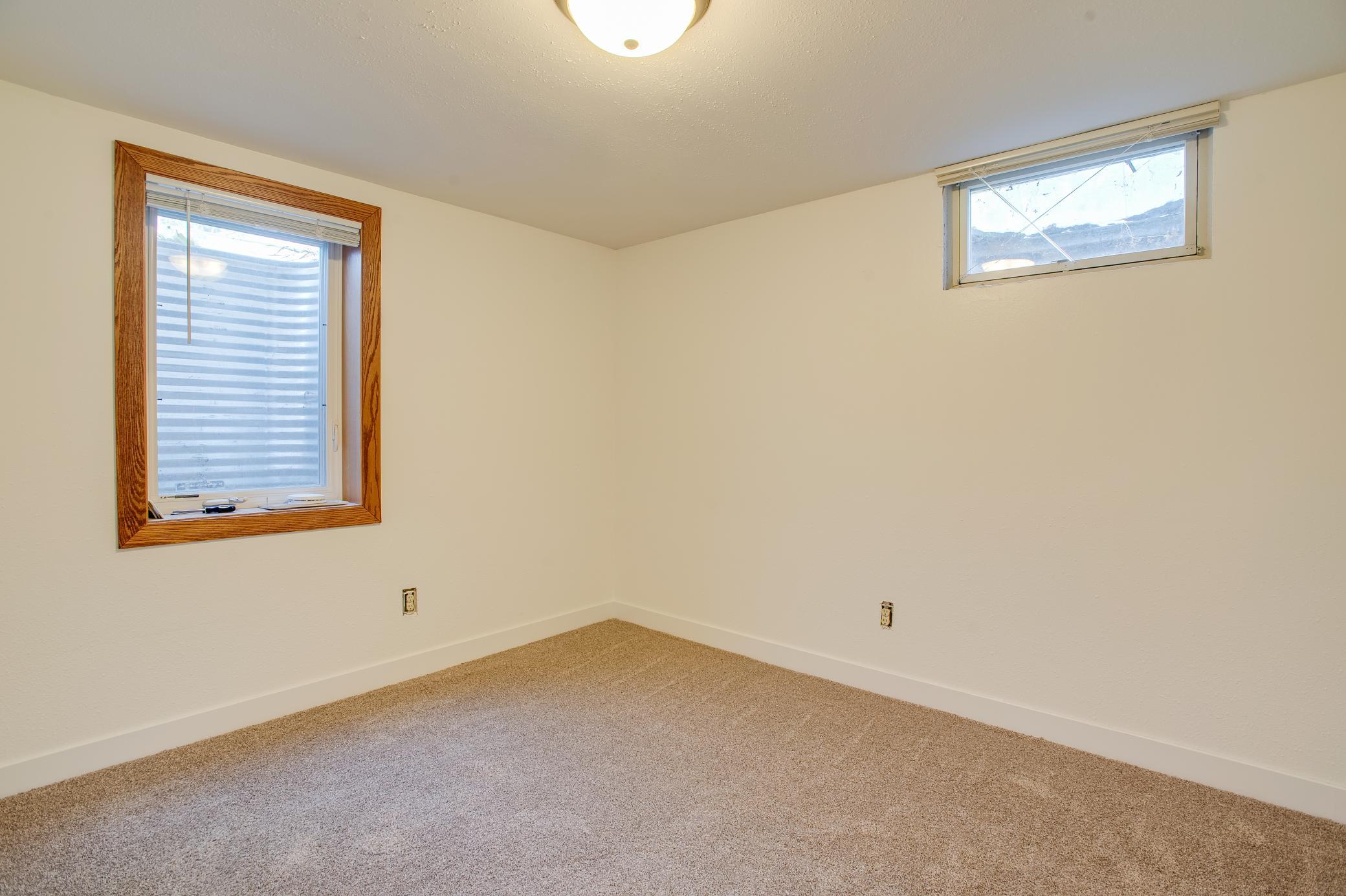 429 Brook Avenue Property Photo 30