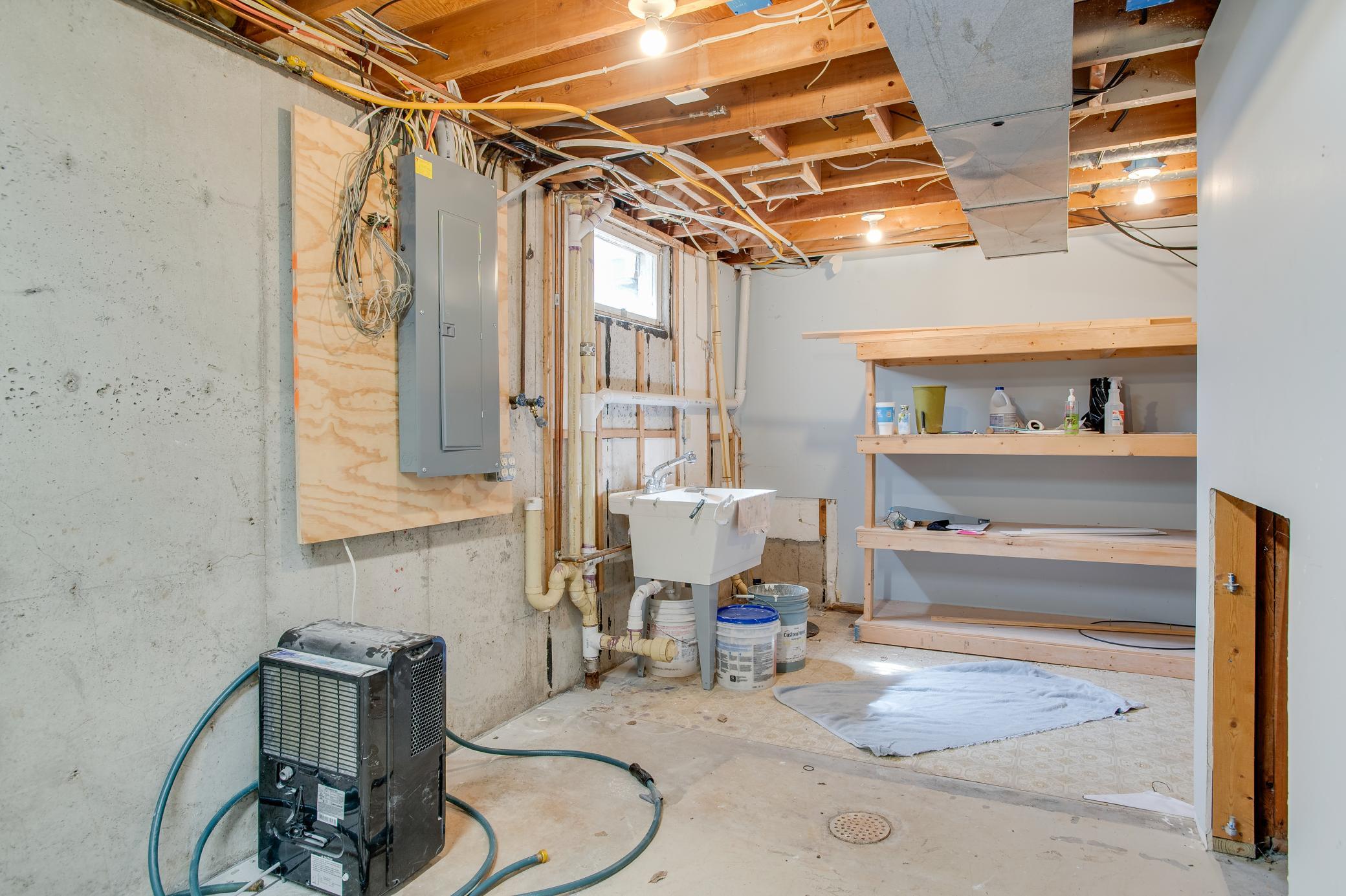 429 Brook Avenue Property Photo 34