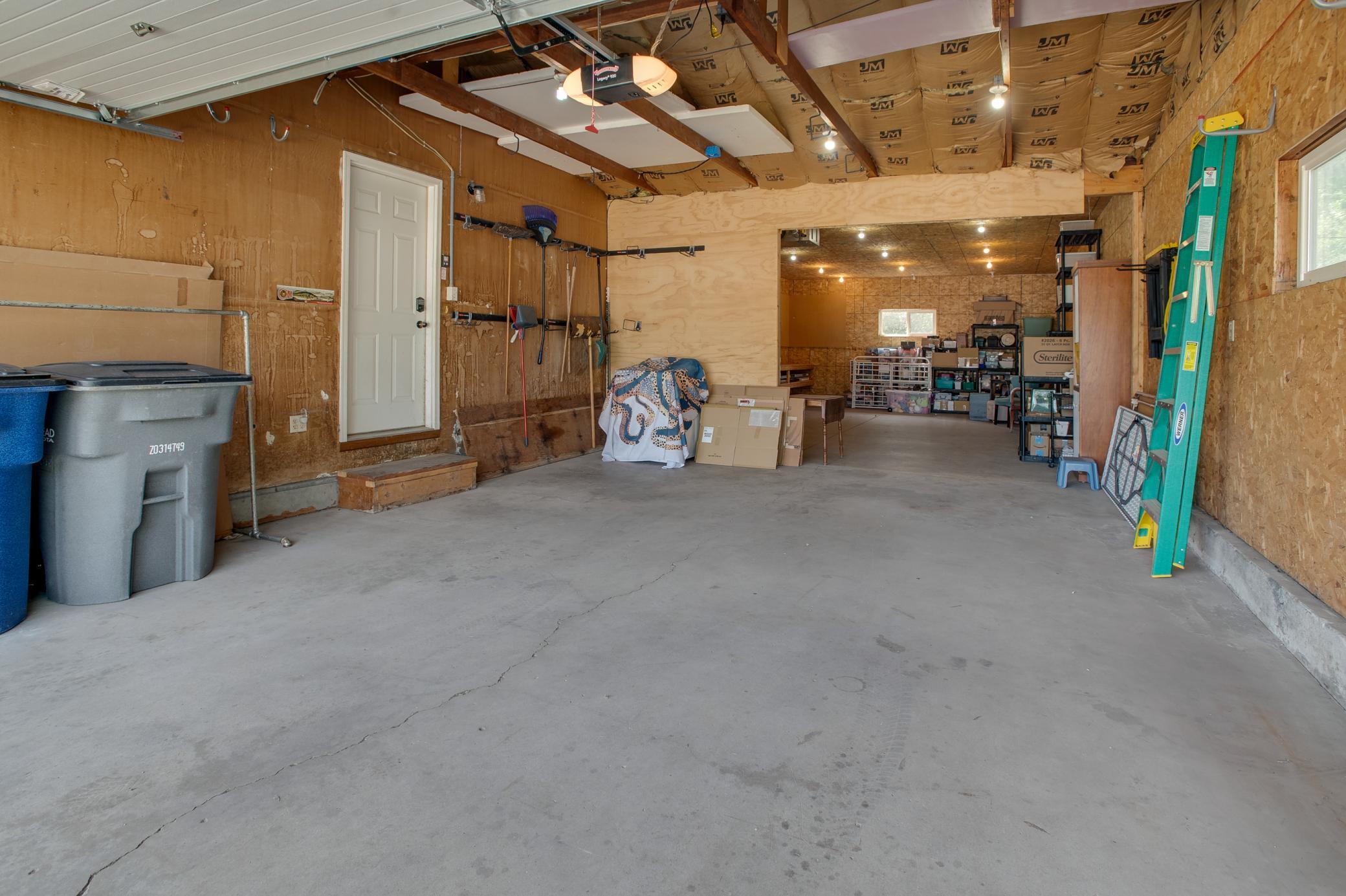 429 Brook Avenue Property Photo 45