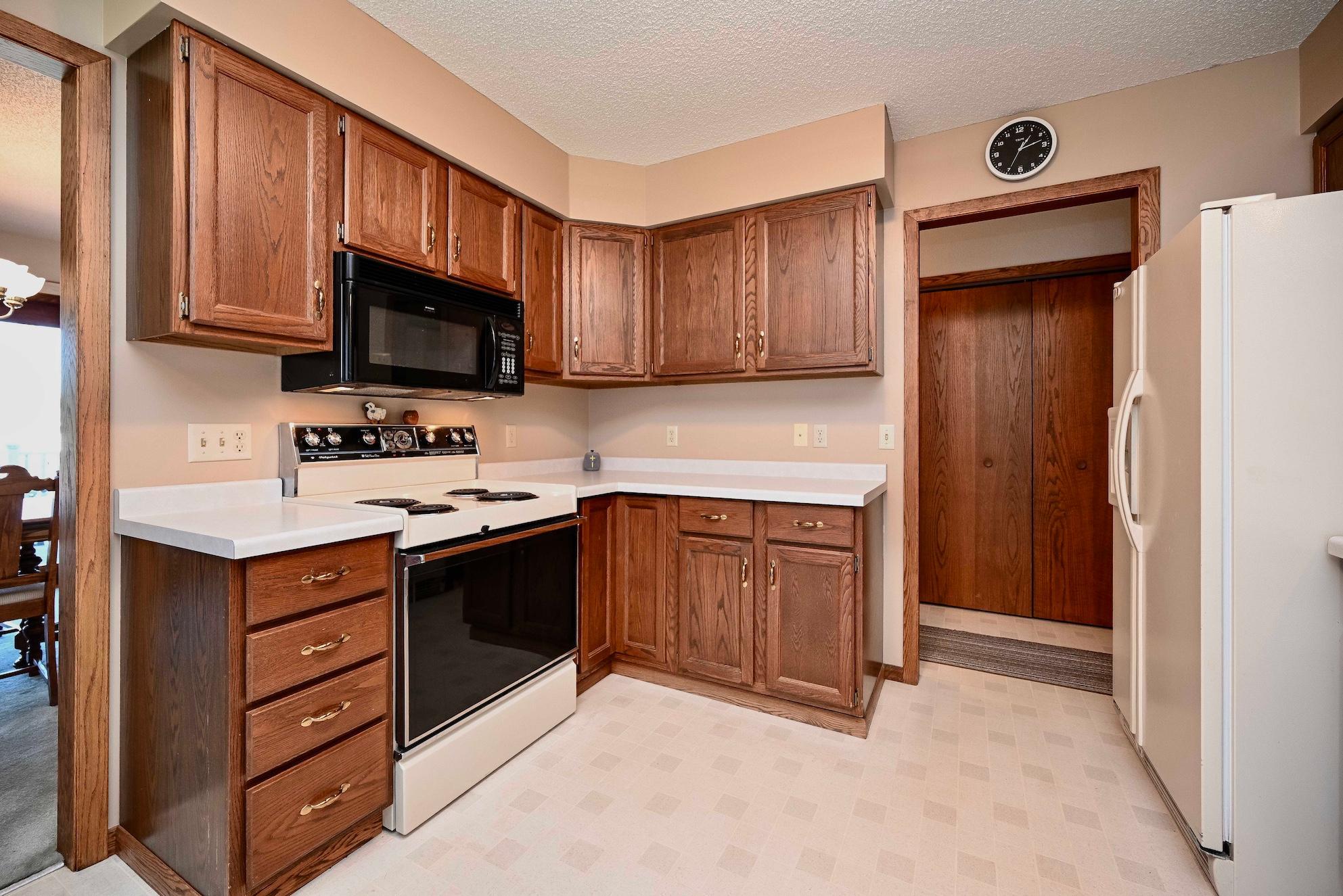 30 Tews Avenue Property Photo 6
