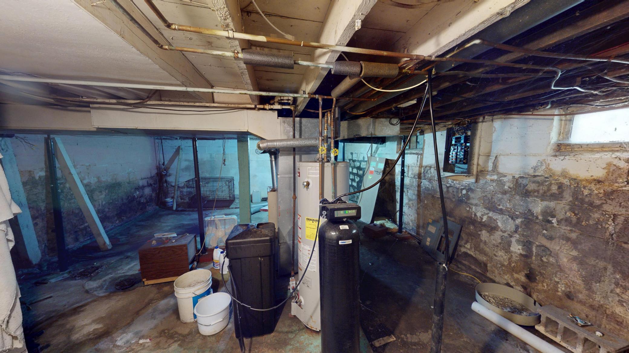 441 Center Avenue S Property Photo 23