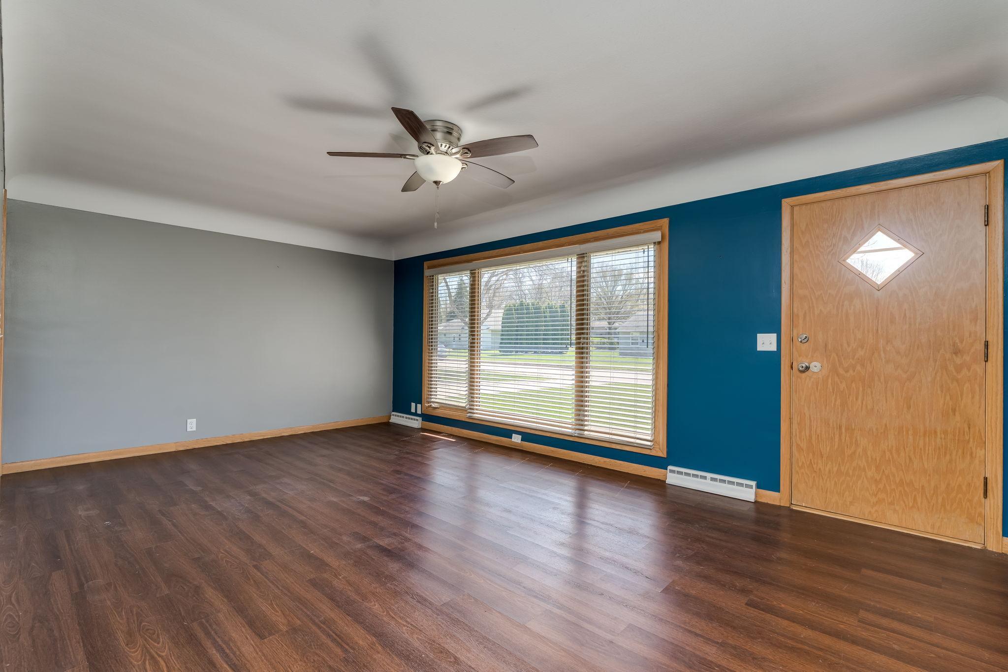 209 Hillcrest Way Property Photo 4