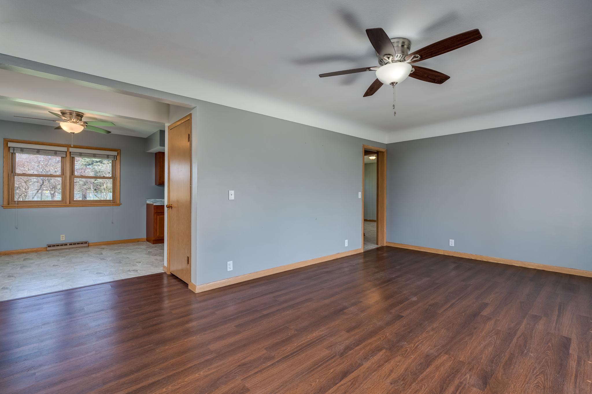 209 Hillcrest Way Property Photo 5
