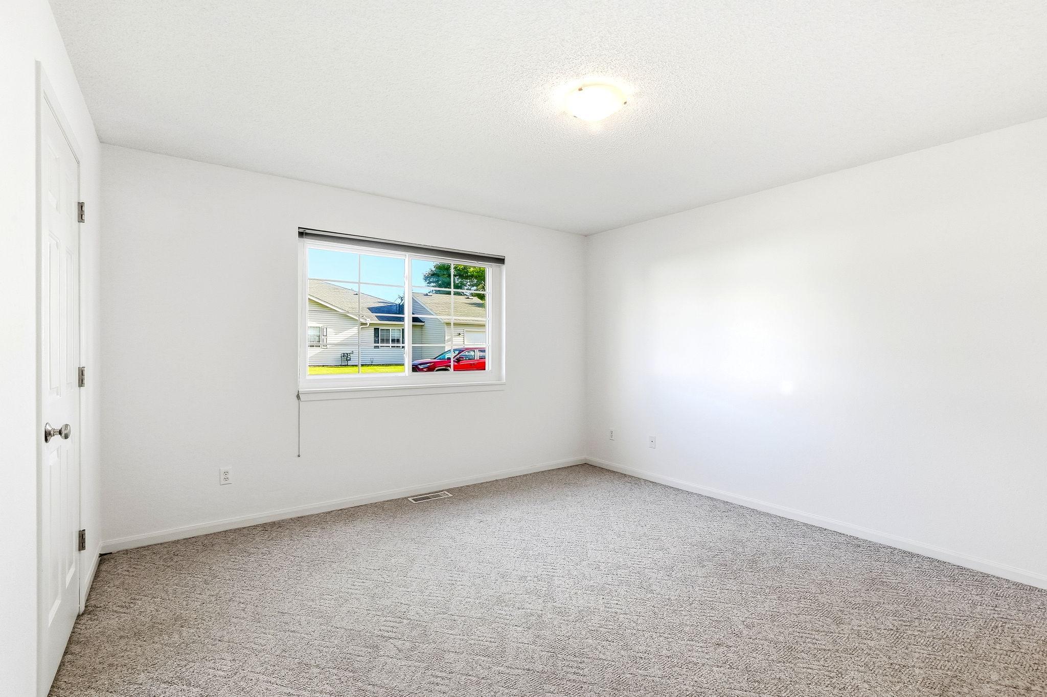11021 57th Street Ne Property Photo 16