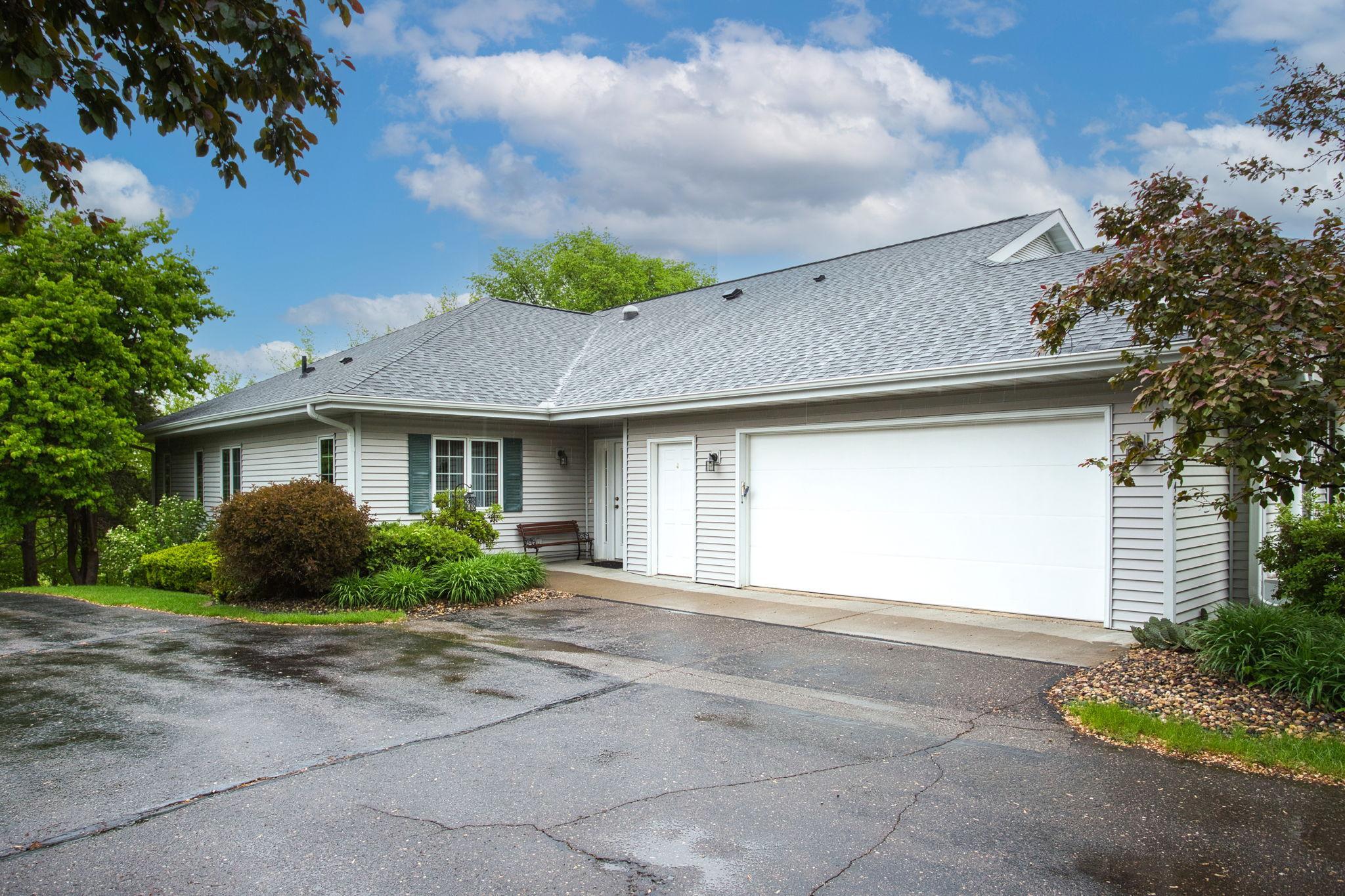 2645 Golf View Drive