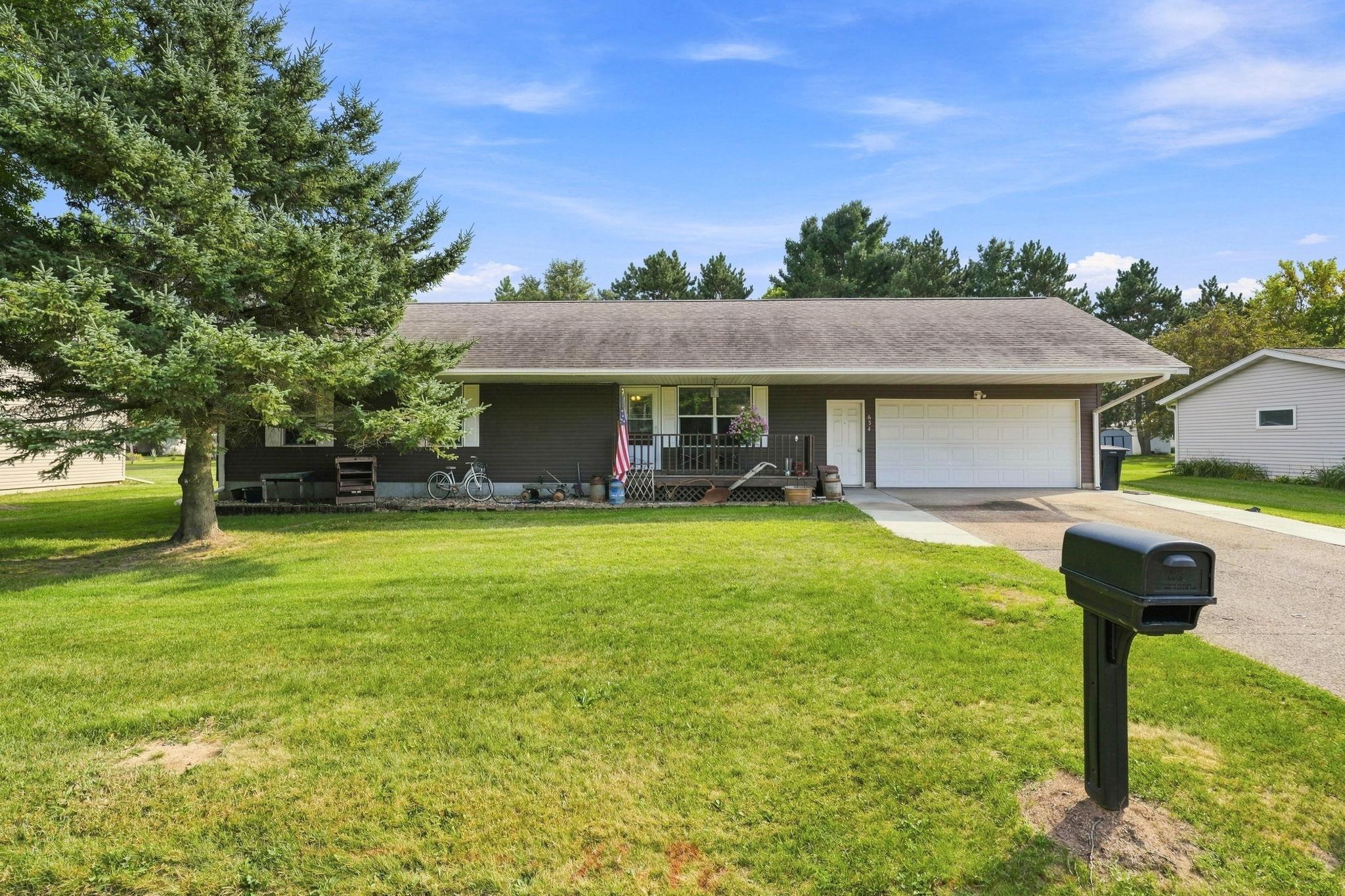634 Sundance Street Property Photo 1