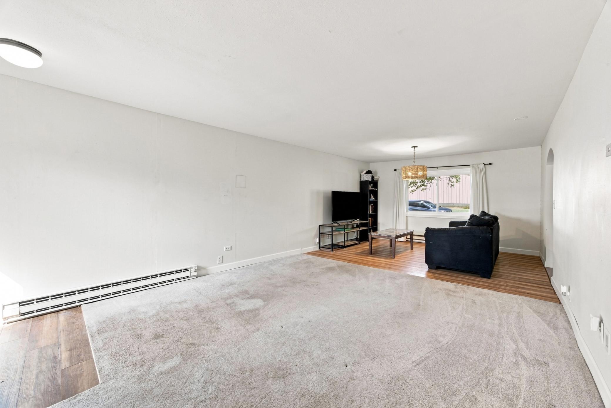 325 3rd Avenue W Property Photo 13