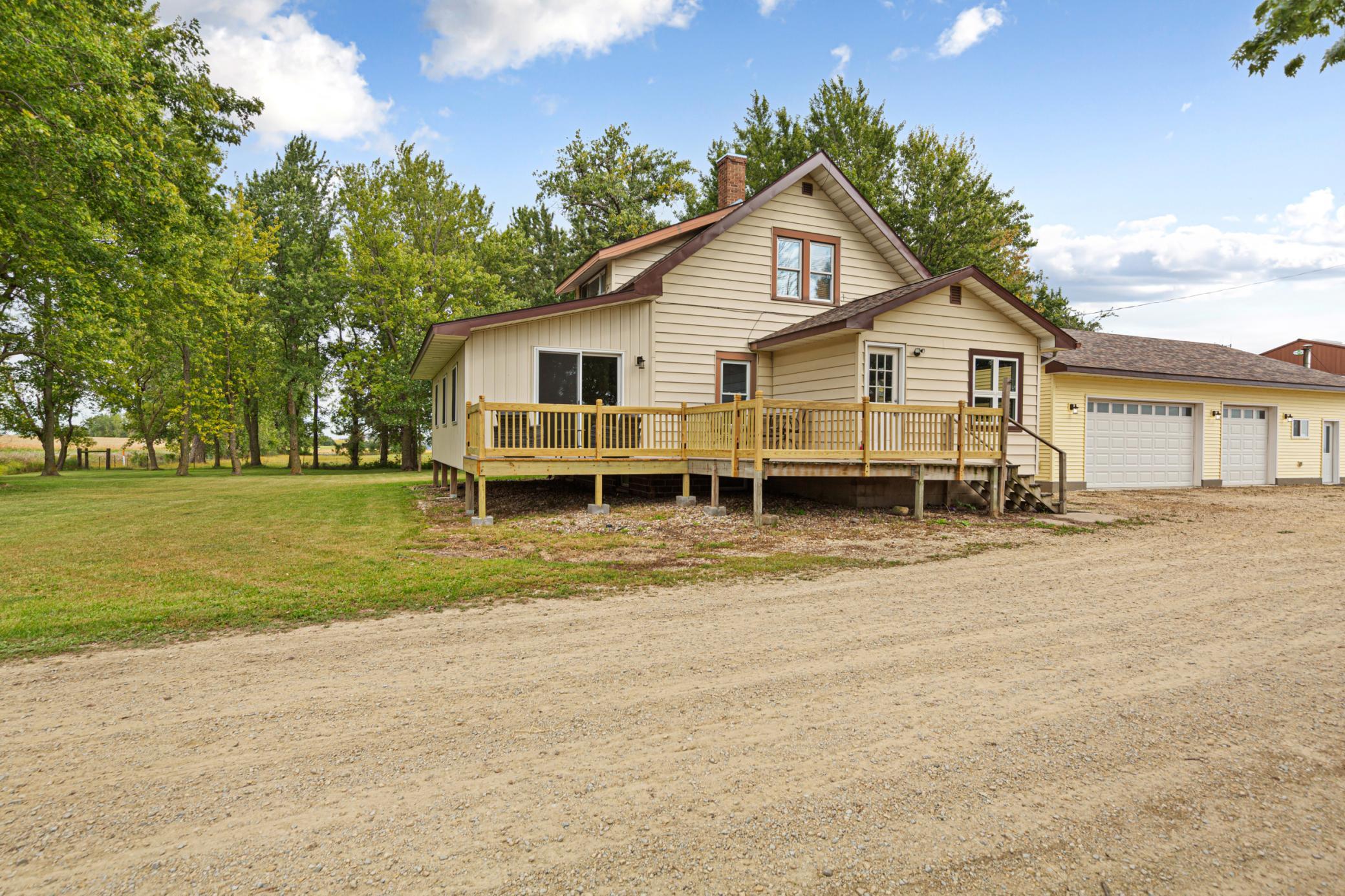 25115 Lamb Avenue Property Photo 4