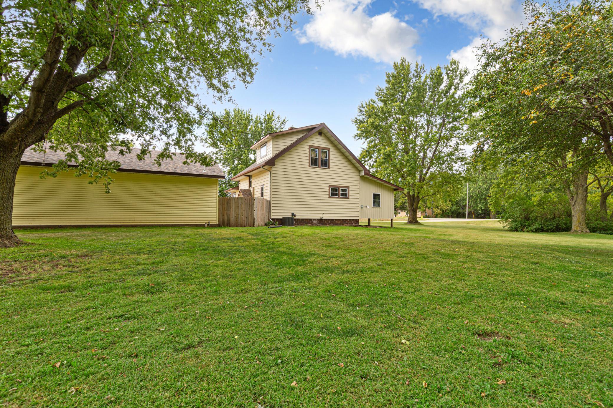 25115 Lamb Avenue Property Photo 10