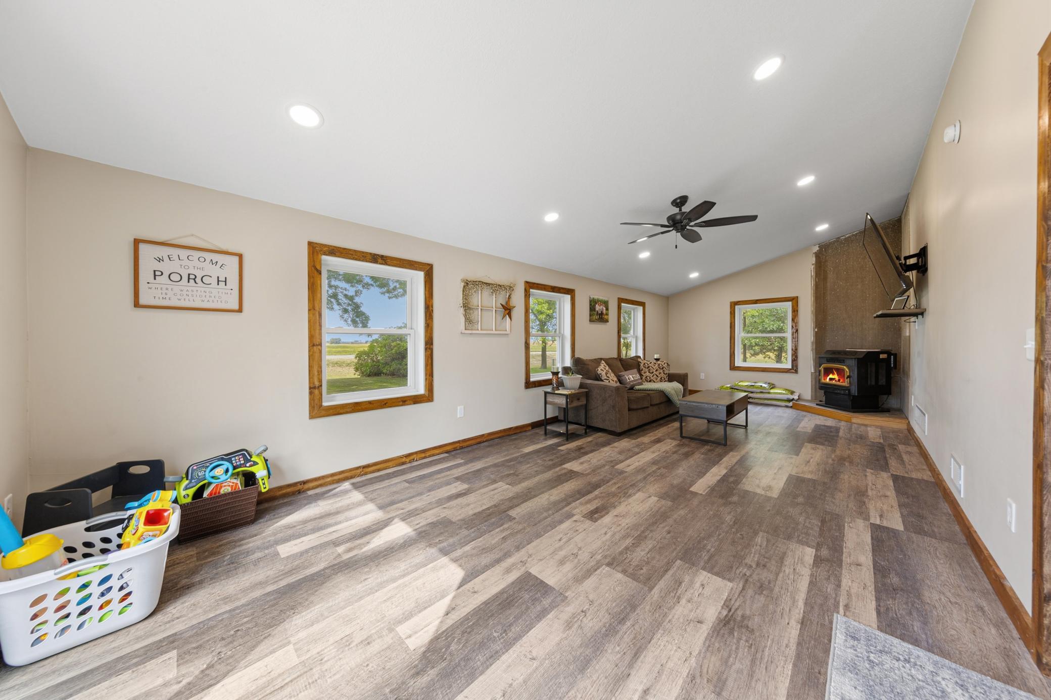 25115 Lamb Avenue Property Photo 24