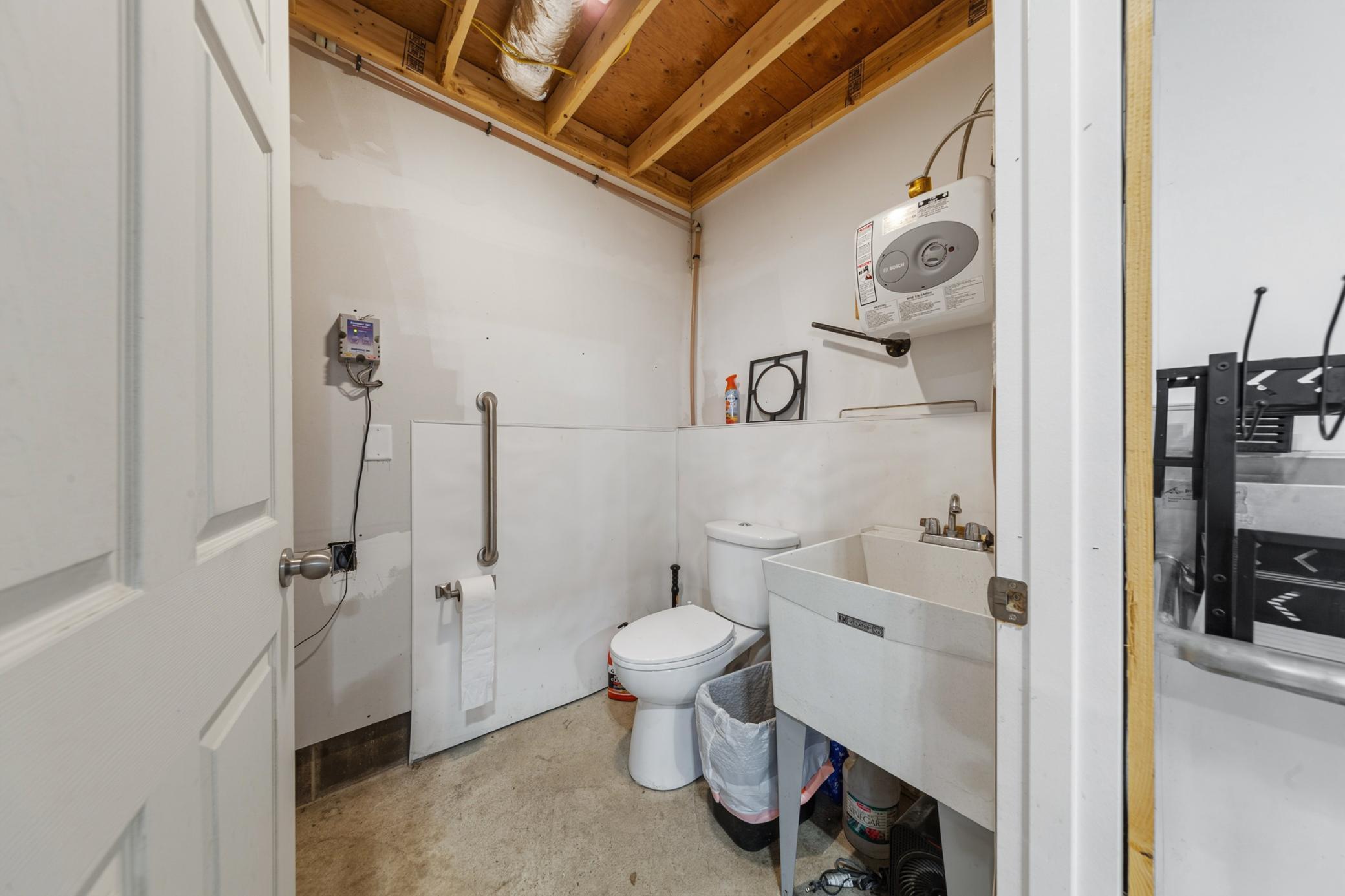 25115 Lamb Avenue Property Photo 42