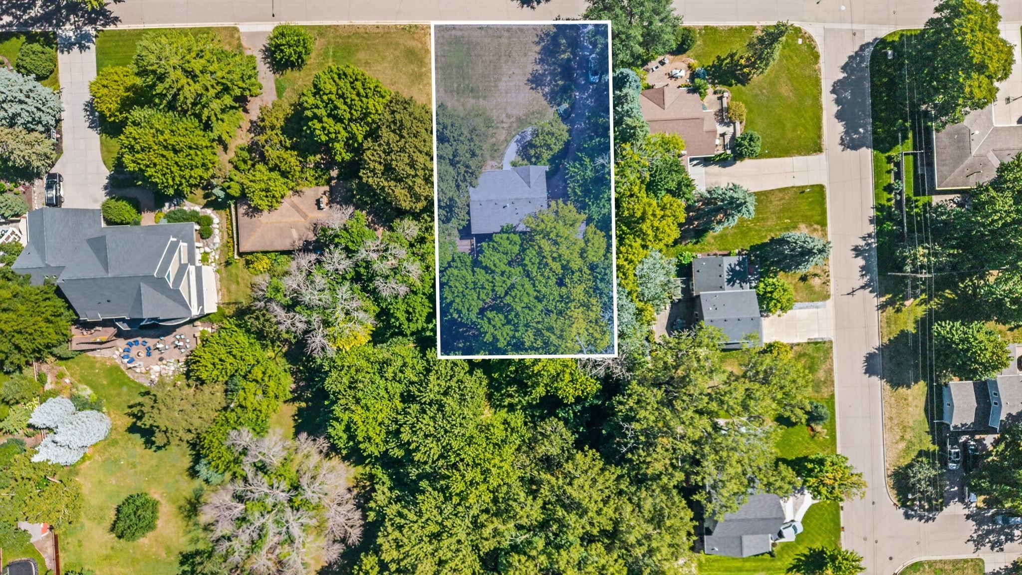5916 Code Avenue Property Photo 4