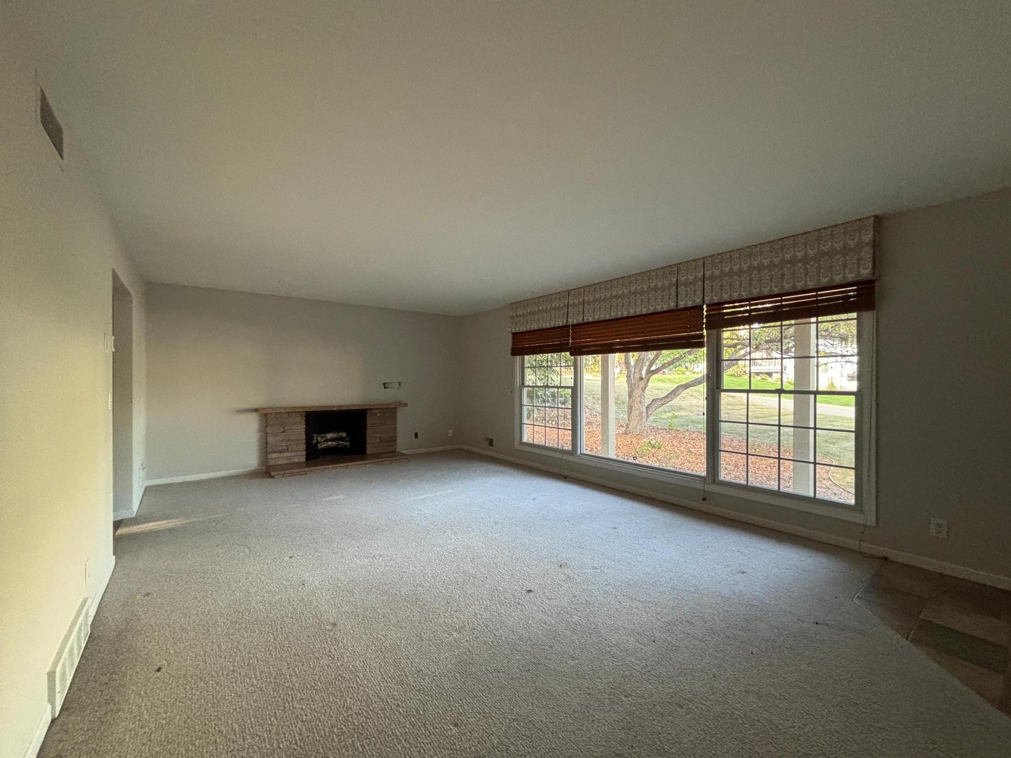 5916 Code Avenue Property Photo 5