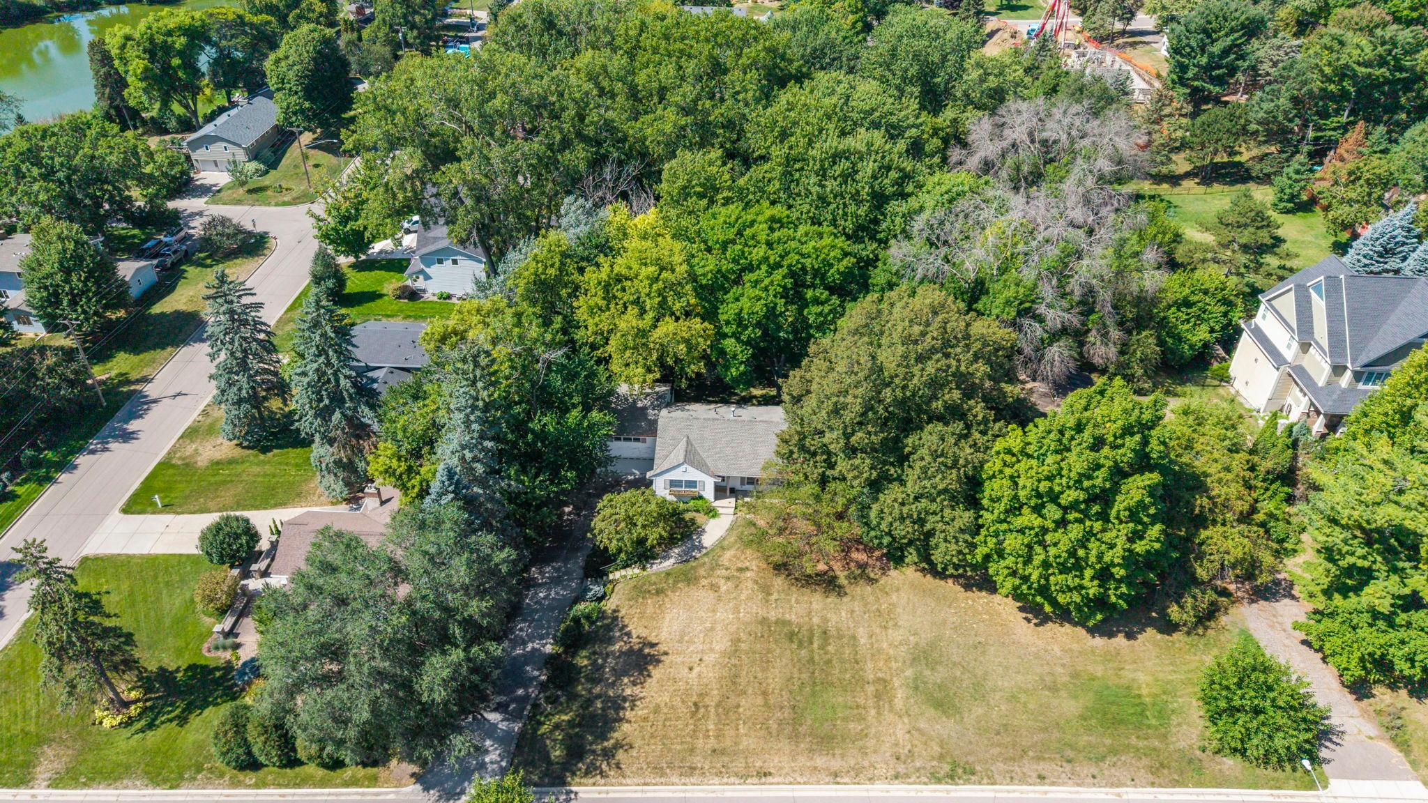 5916 Code Avenue Property Photo 6