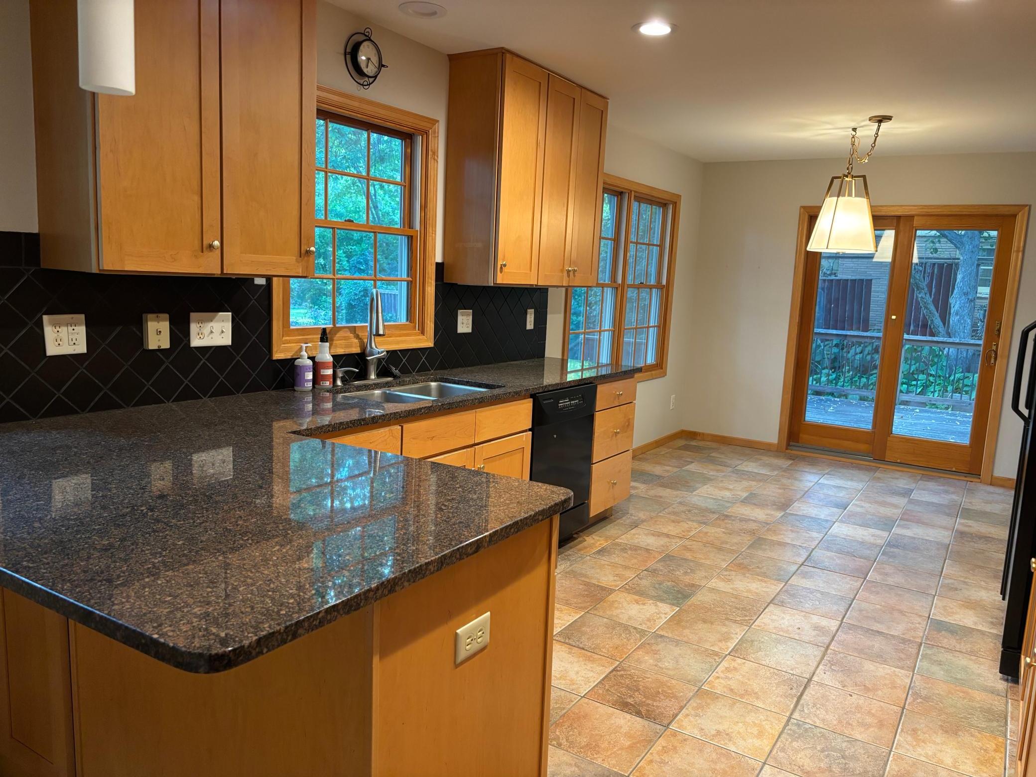 5916 Code Avenue Property Photo 6