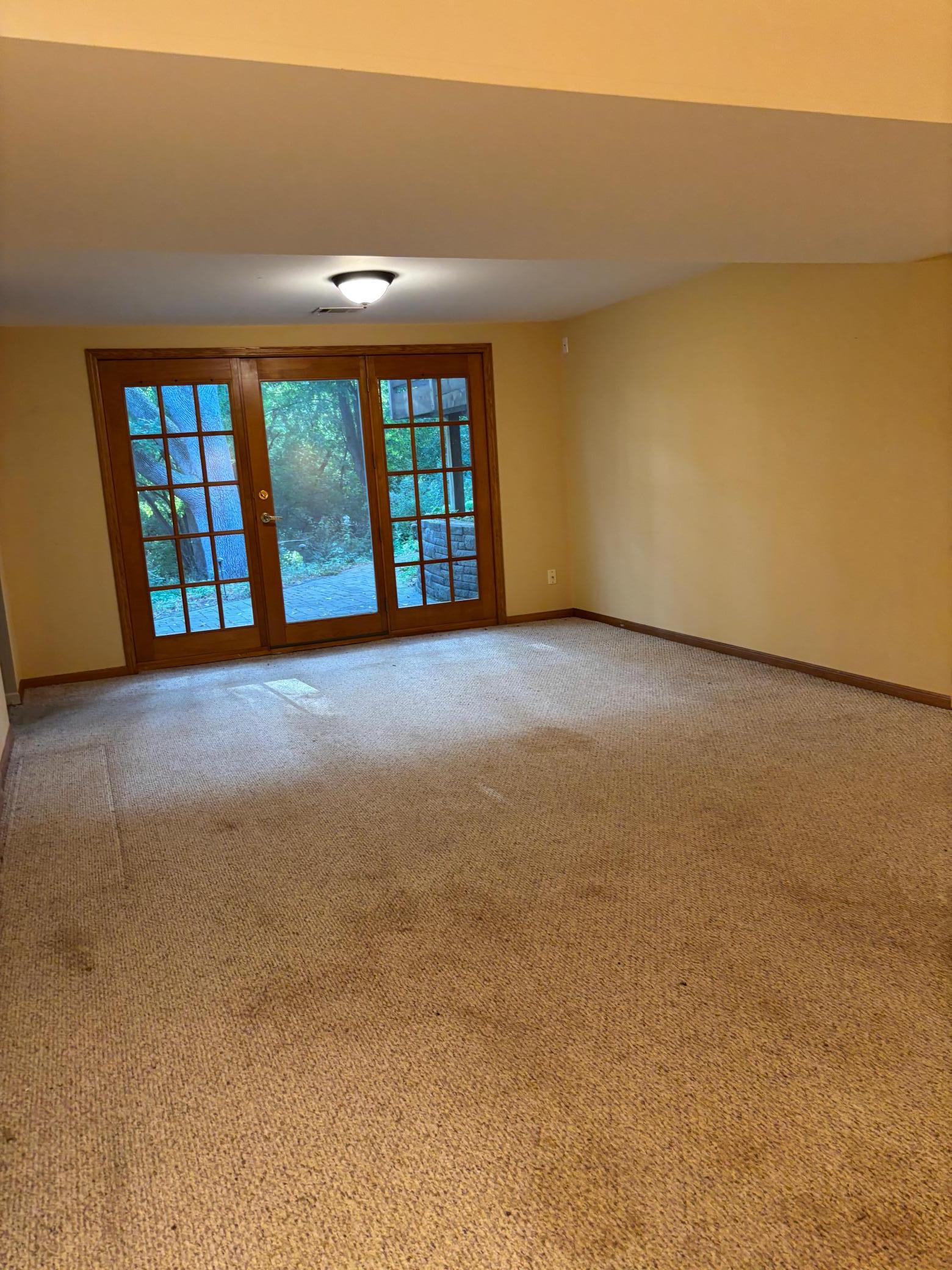 5916 Code Avenue Property Photo 13