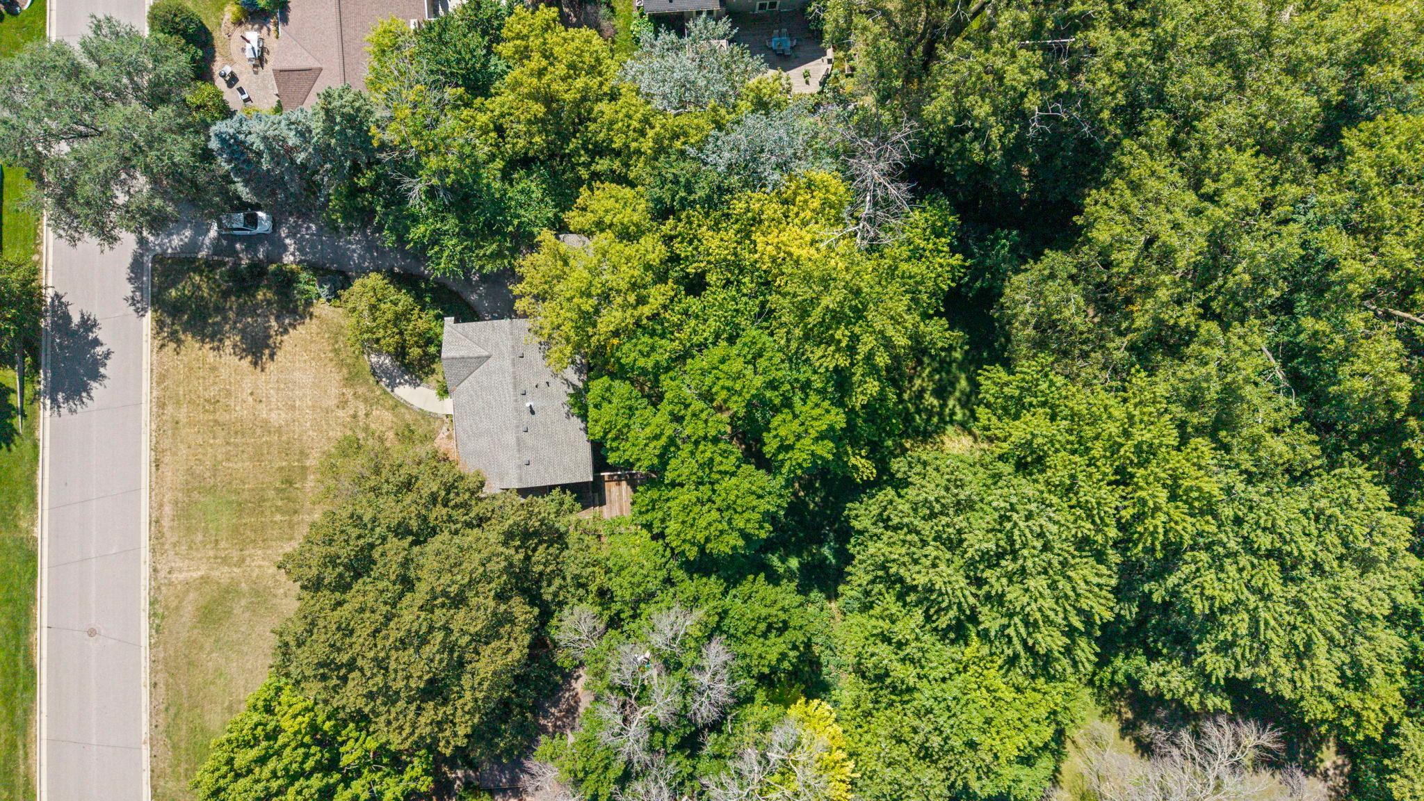 5916 Code Avenue Property Photo 31