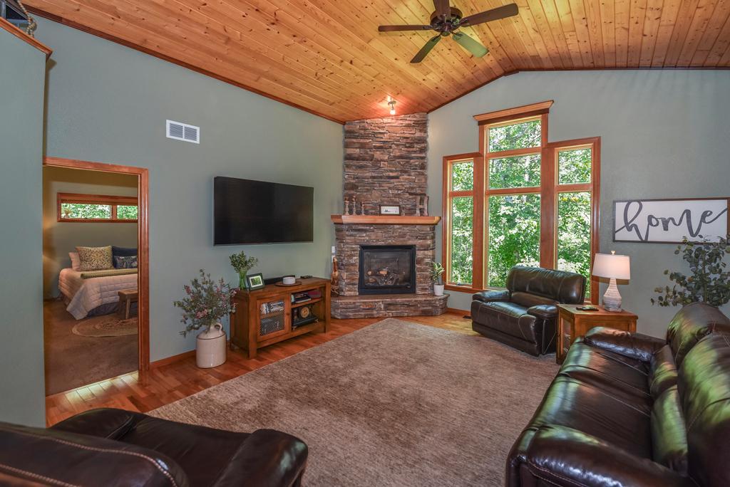7778 Chickasaw Circle Property Photo 8