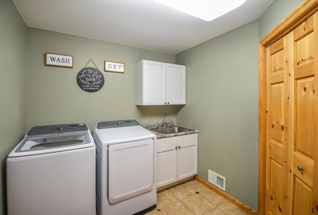 7778 Chickasaw Circle Property Photo 32