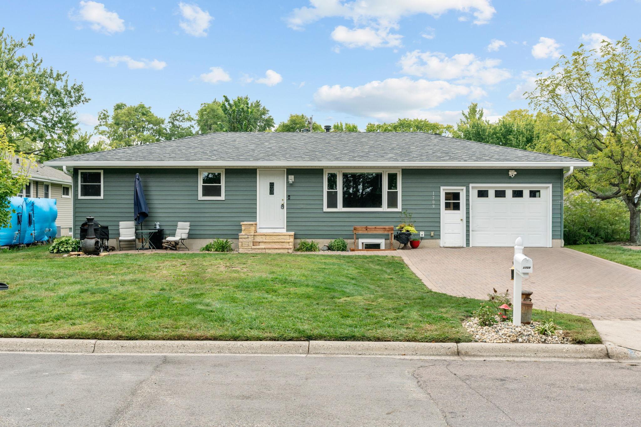 1709 14th Street E Property Photo 1