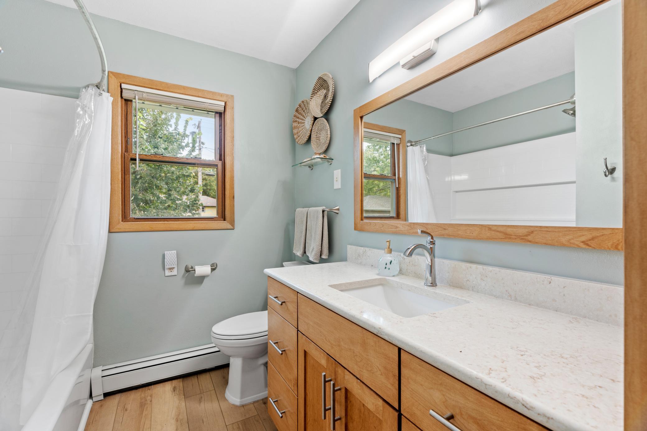 1709 14th Street E Property Photo 16
