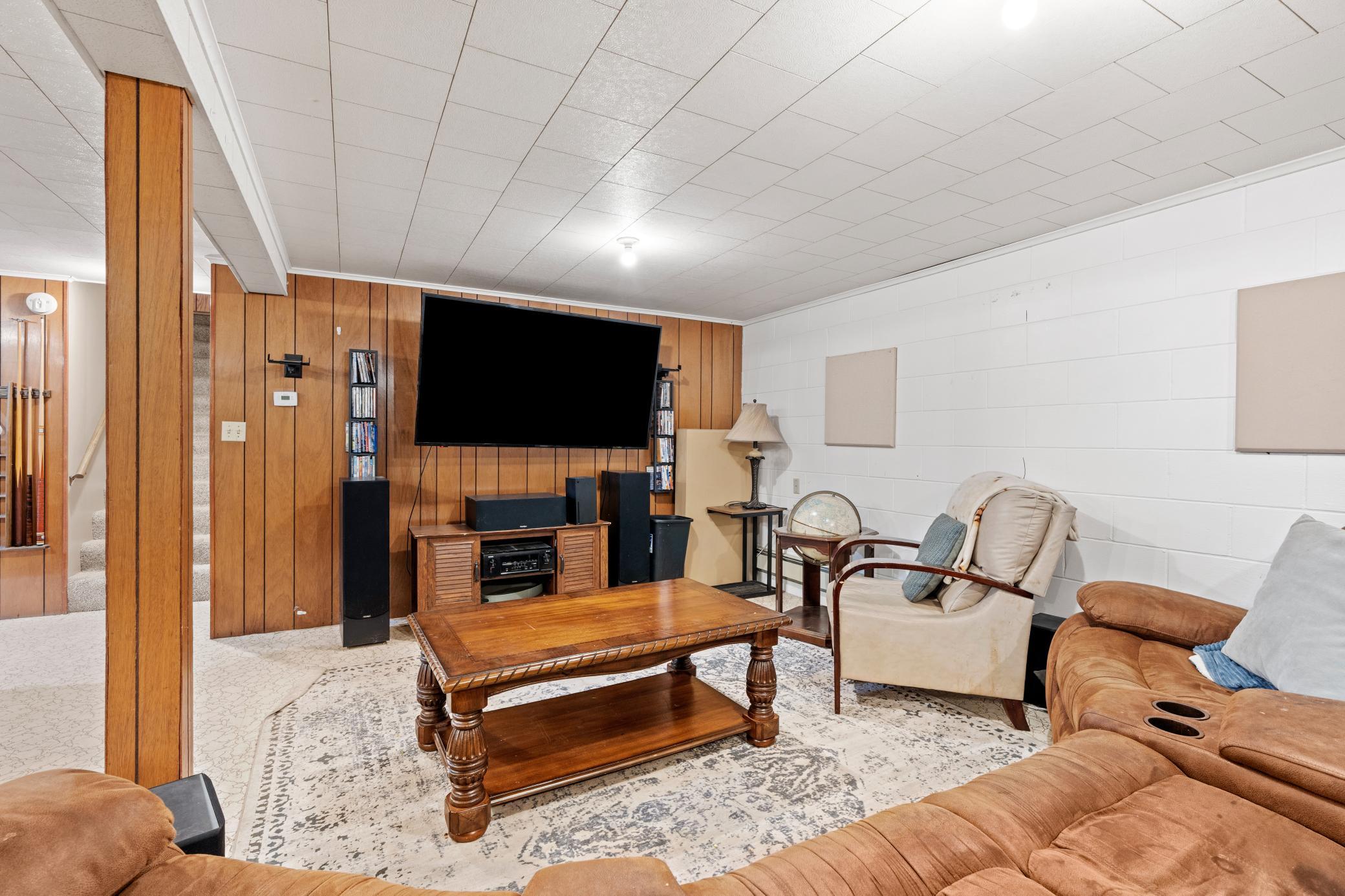 1709 14th Street E Property Photo 27