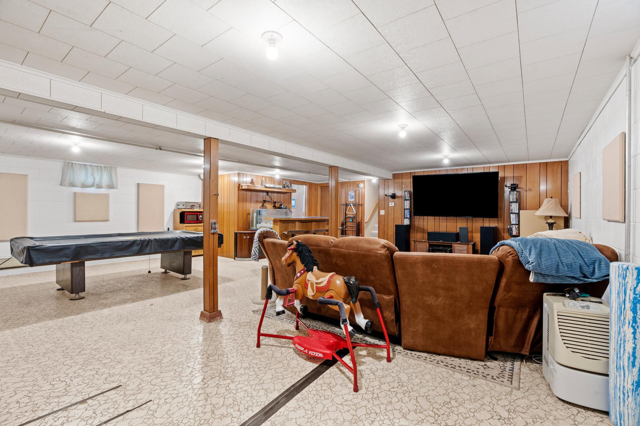 1709 14th Street E Property Photo 28