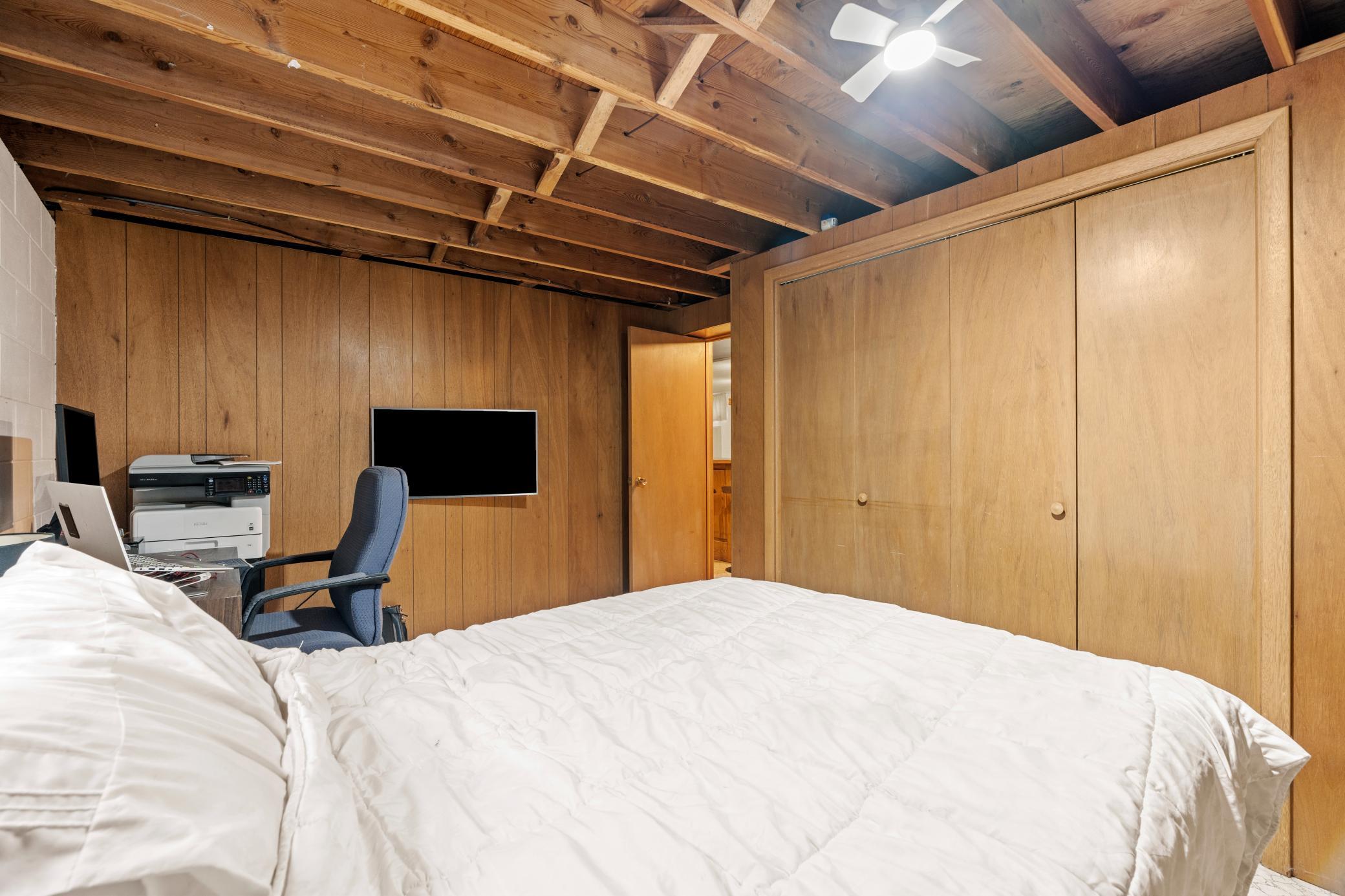 1709 14th Street E Property Photo 30