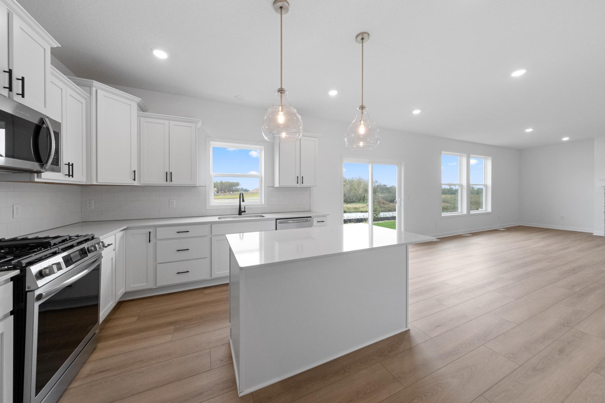7621 Lotus Lane Property Photo 4
