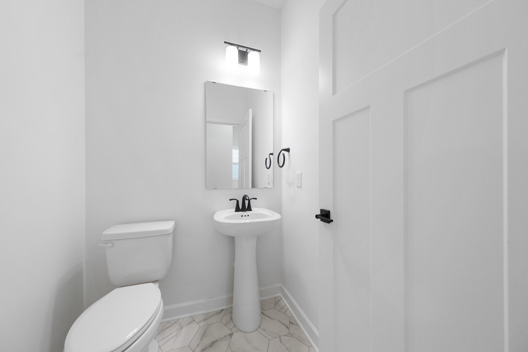 7621 Lotus Lane Property Photo 9