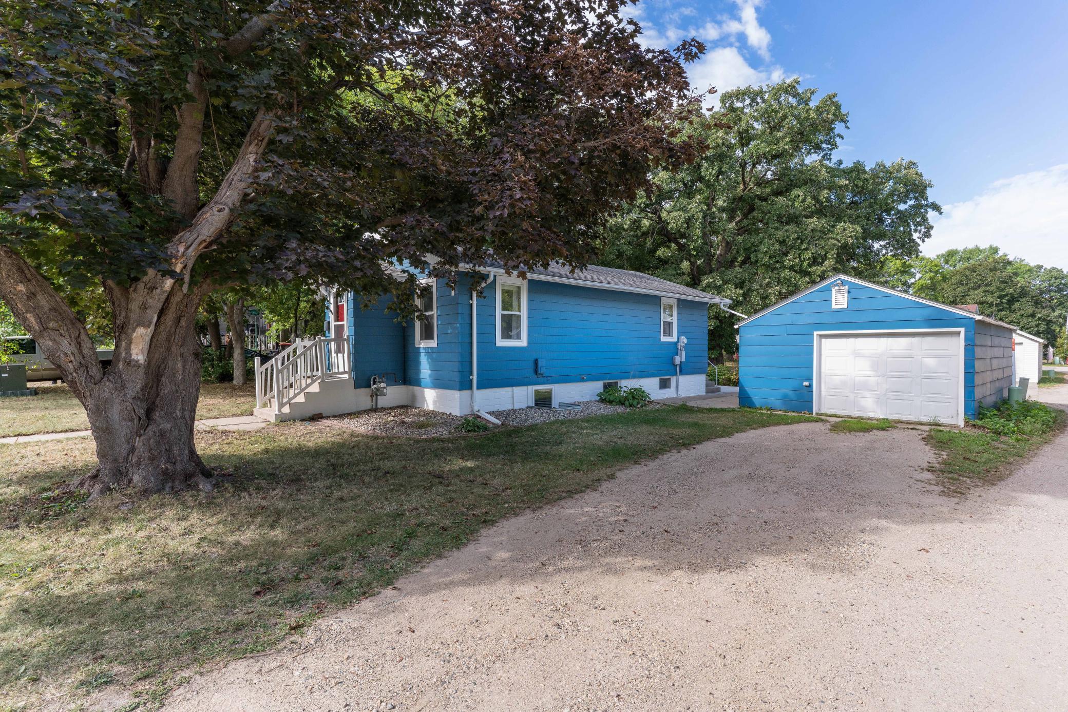 616 Lake Street Property Photo 2