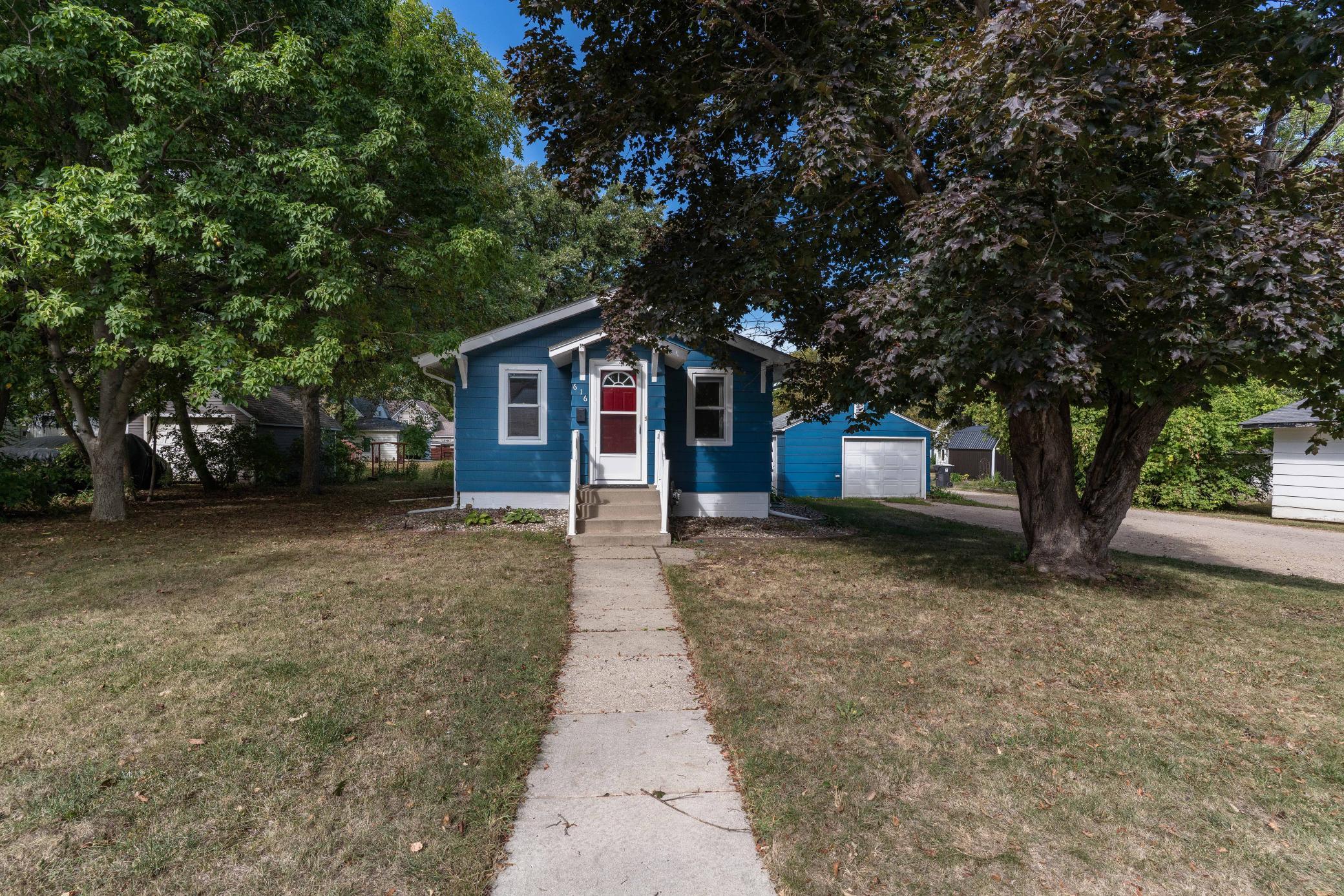 616 Lake Street Property Photo 3