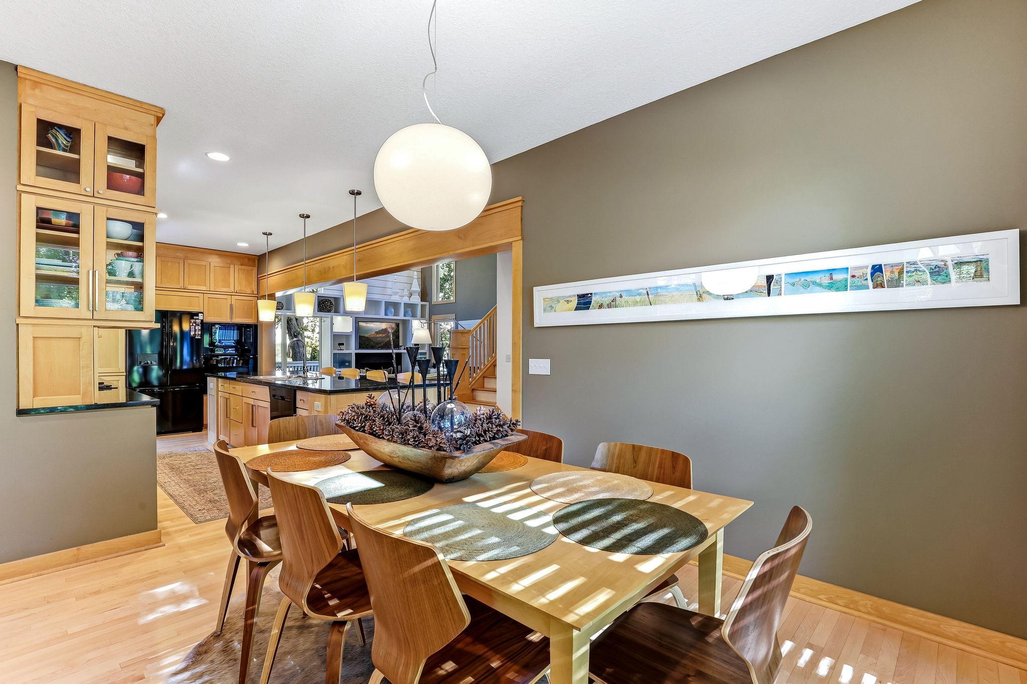 4939 Whispering Way Property Photo 12