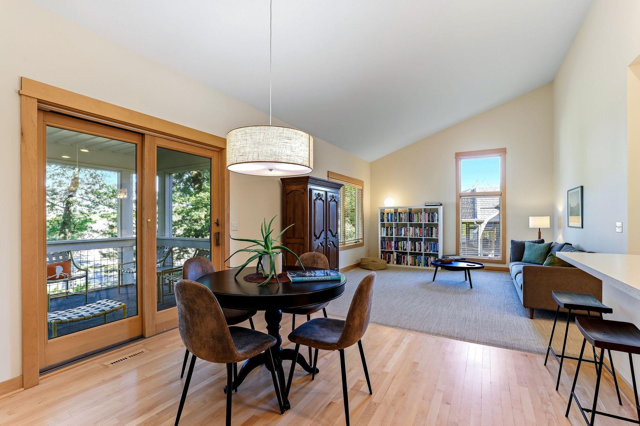 4939 Whispering Way Property Photo 60