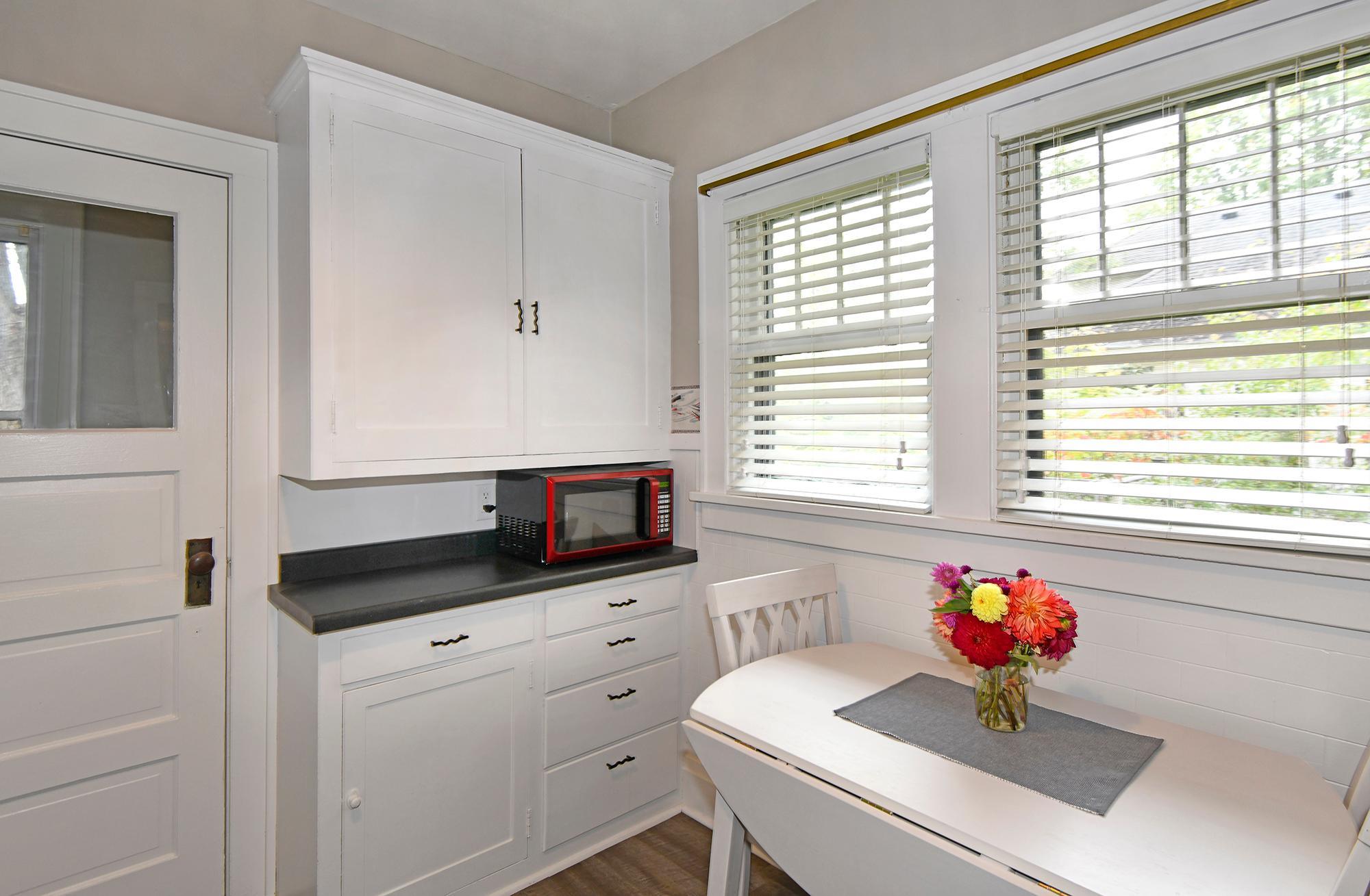 1716 6th Street E Property Photo 6