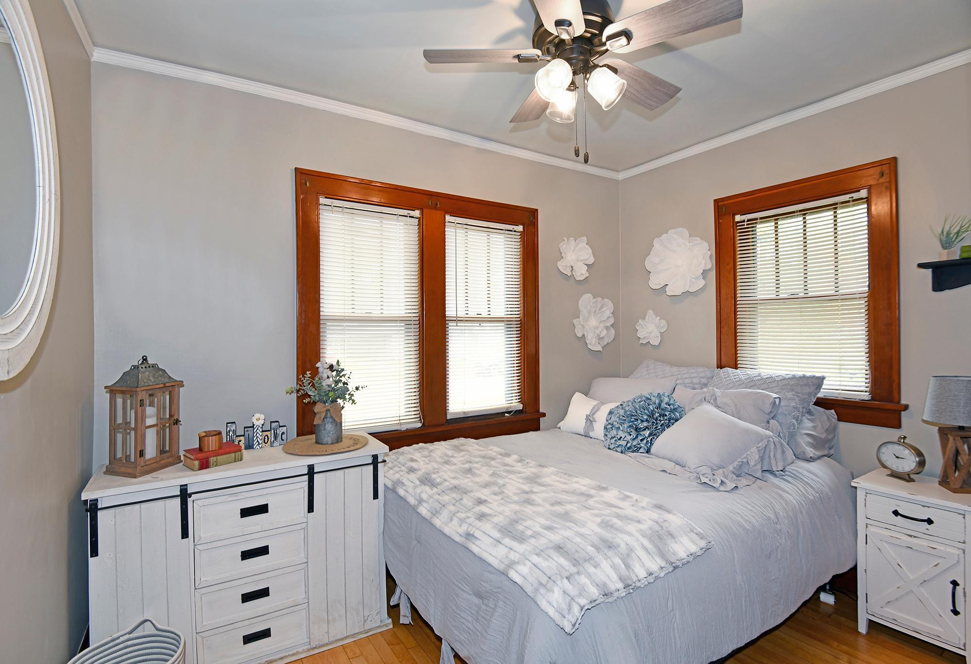 1716 6th Street E Property Photo 7