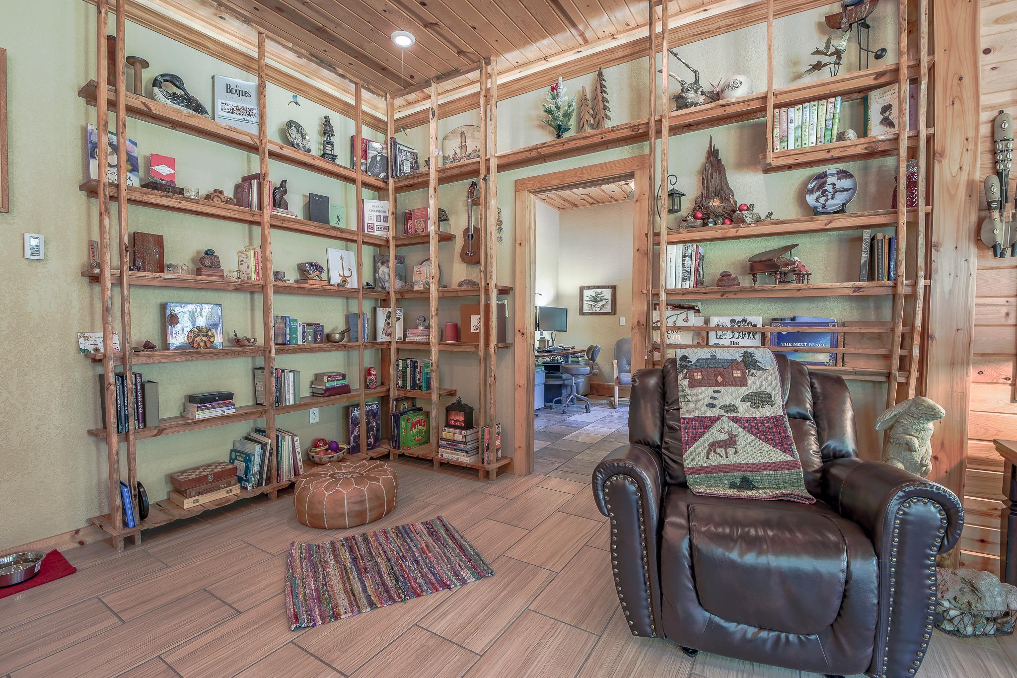 42937 Minnie Lake Drive Property Photo 17