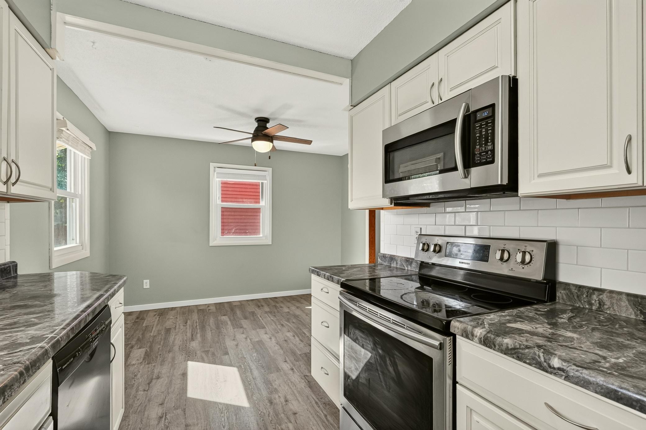 1604 9th Avenue Se Property Photo 9
