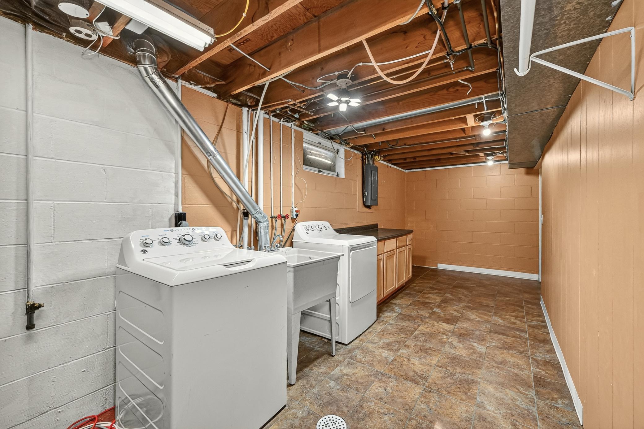 1604 9th Avenue Se Property Photo 23
