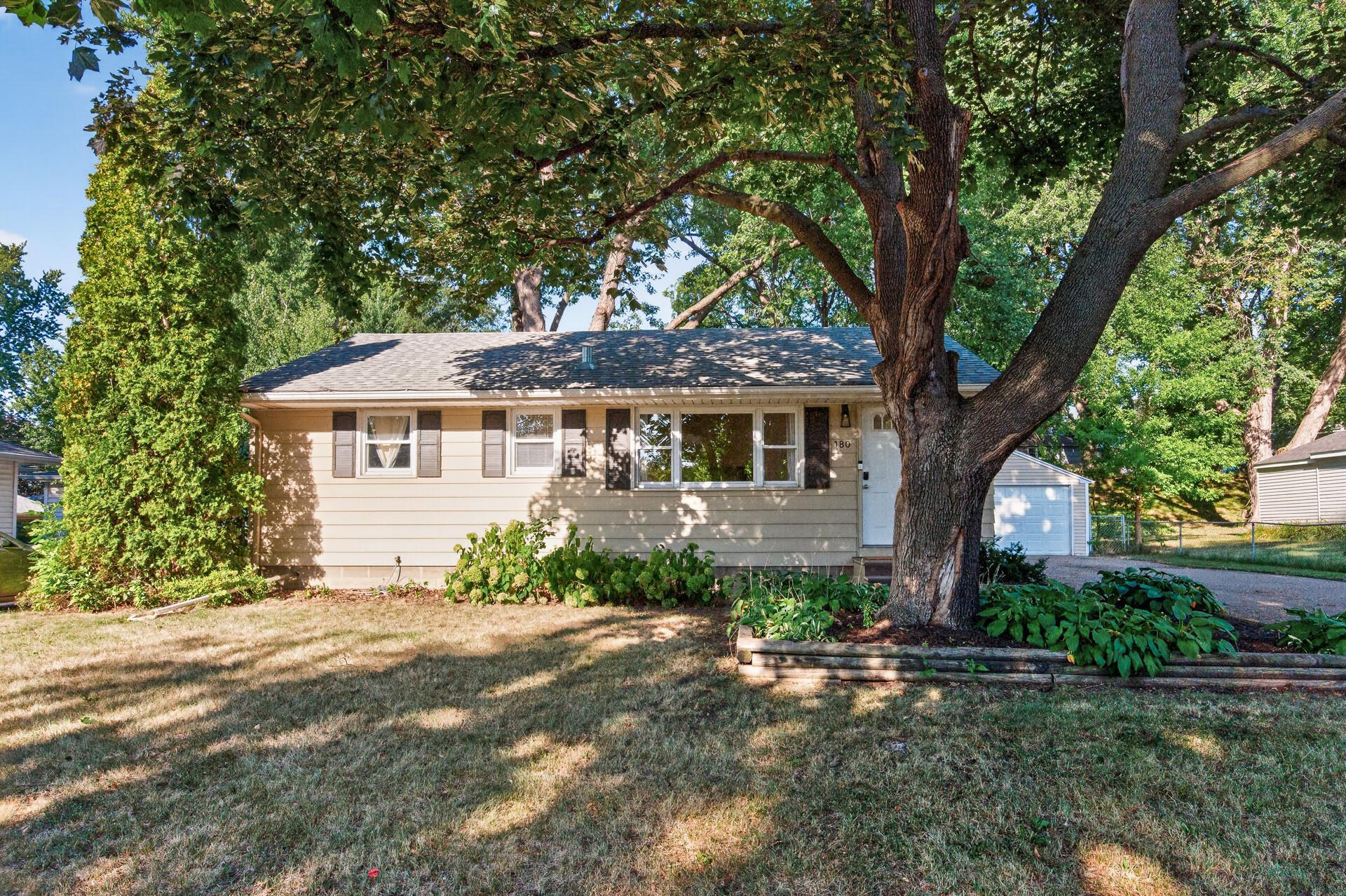 180 Grenadier Avenue N Property Photo 1