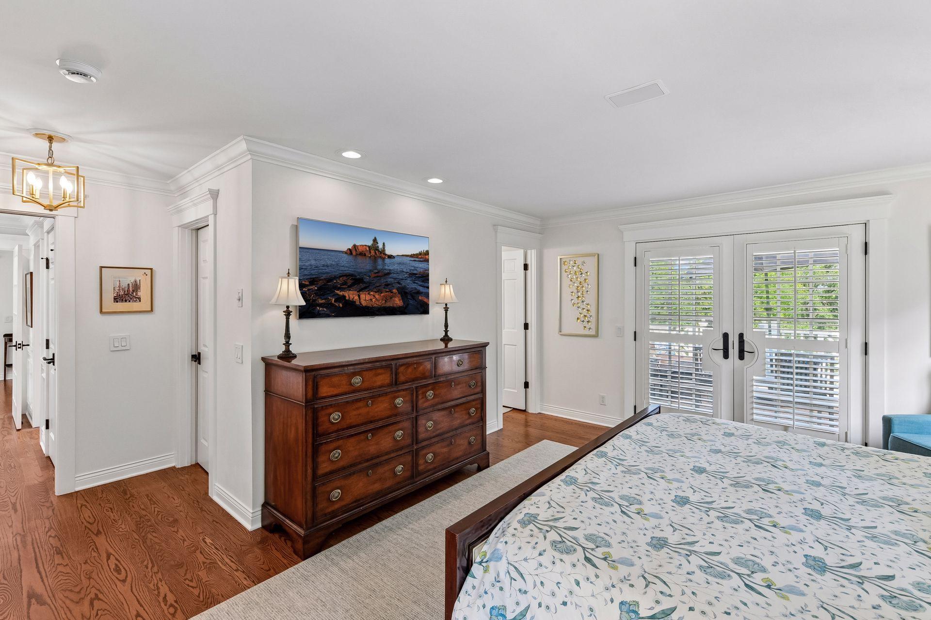 330 Peavey Road Property Photo 31