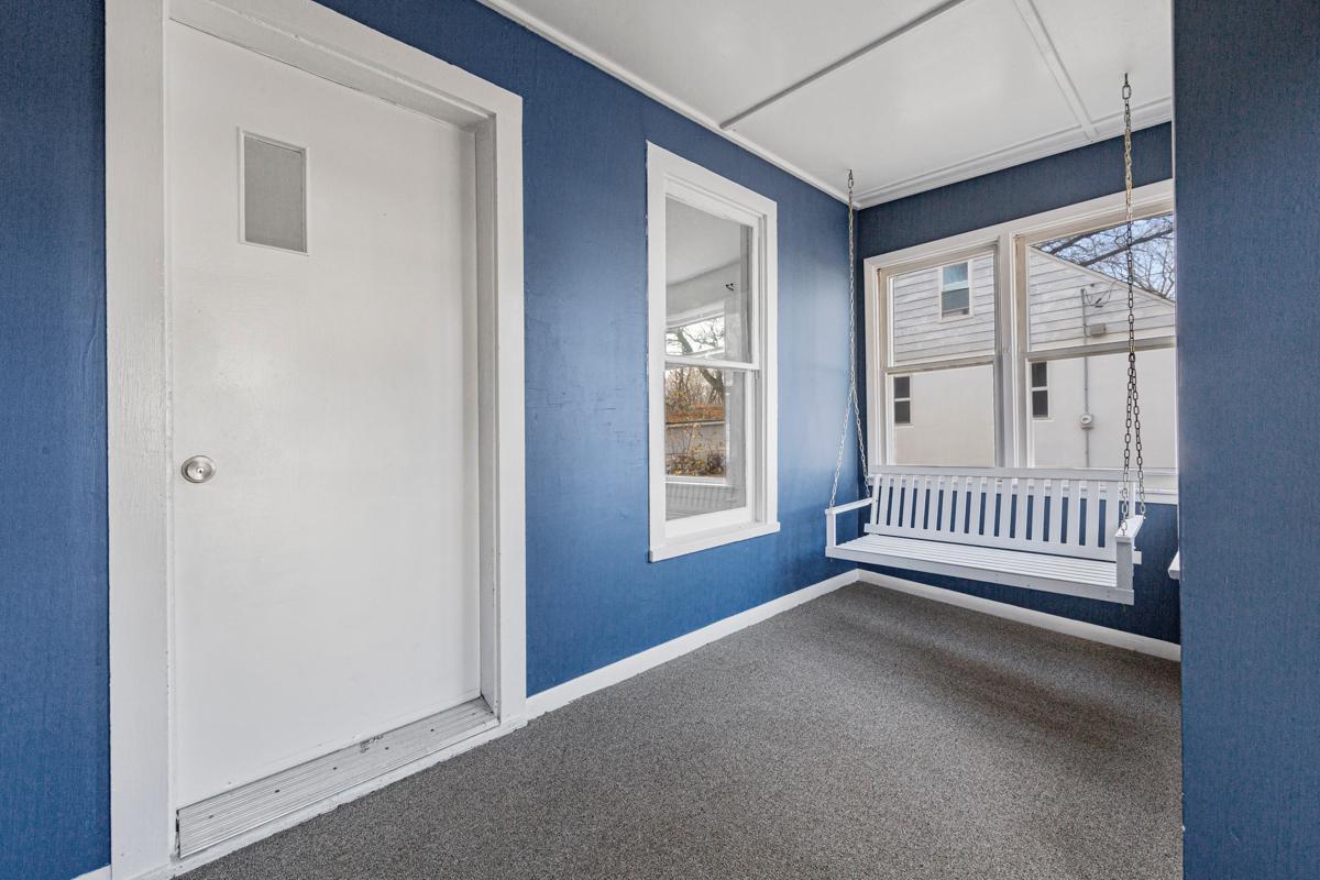 15 14th Street Ne Property Photo 2