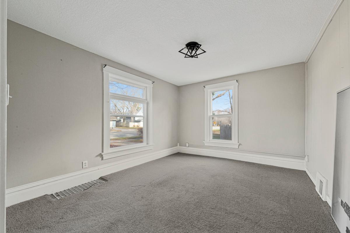 15 14th Street Ne Property Photo 6