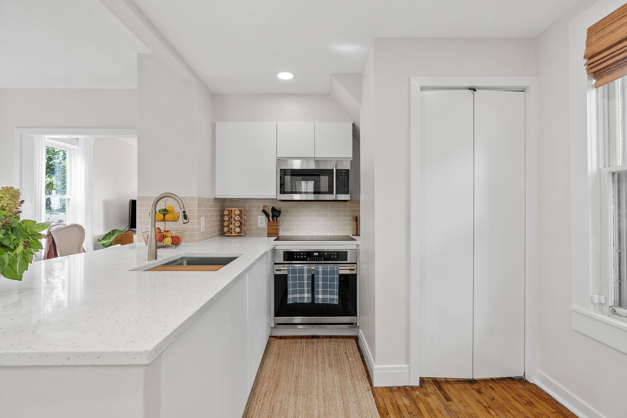 1830 Hewitt Avenue Property Photo 17