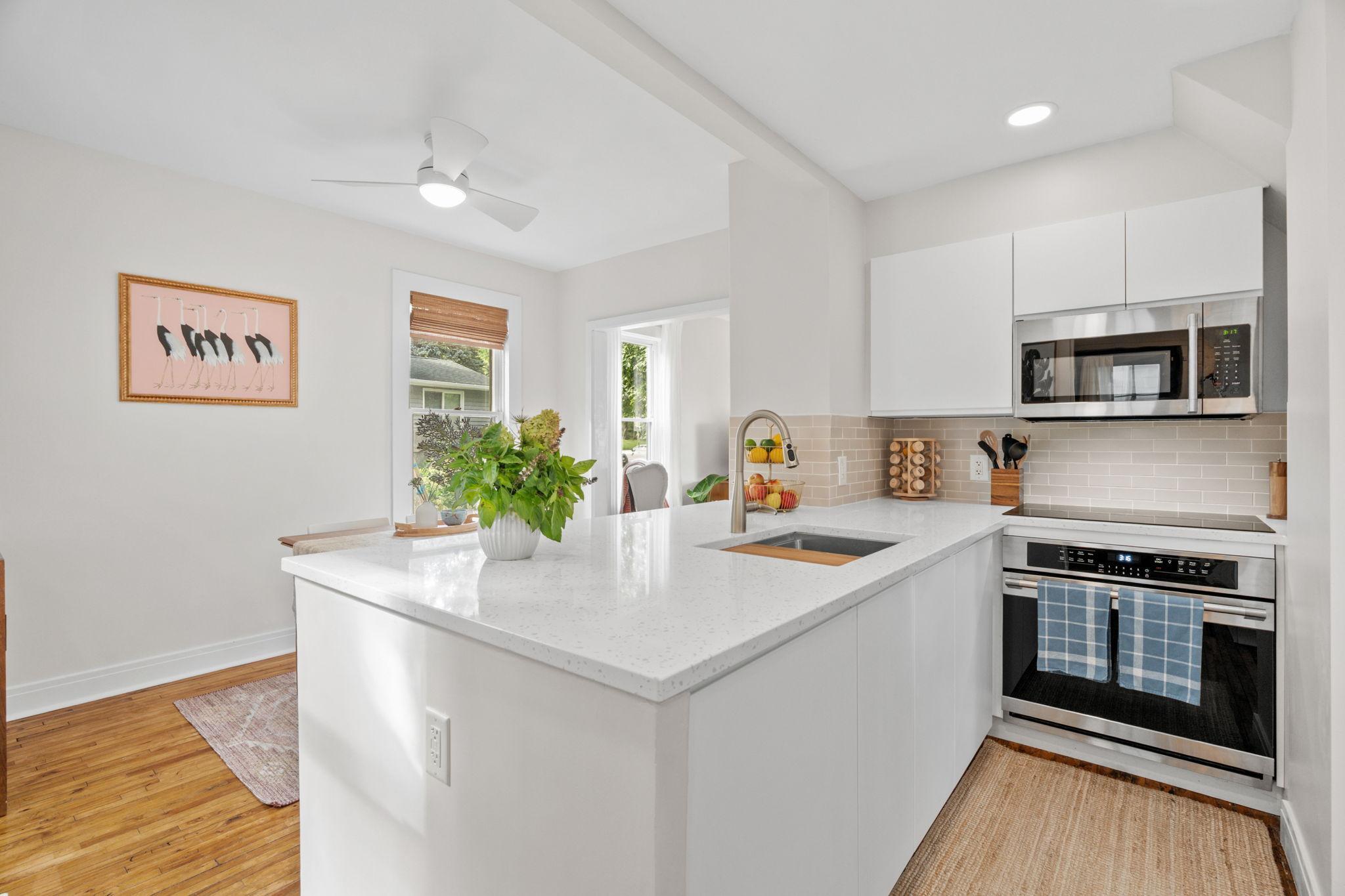 1830 Hewitt Avenue Property Photo 18